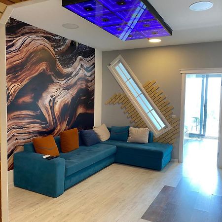 Apartment In Porta Batumi Tower エクステリア 写真
