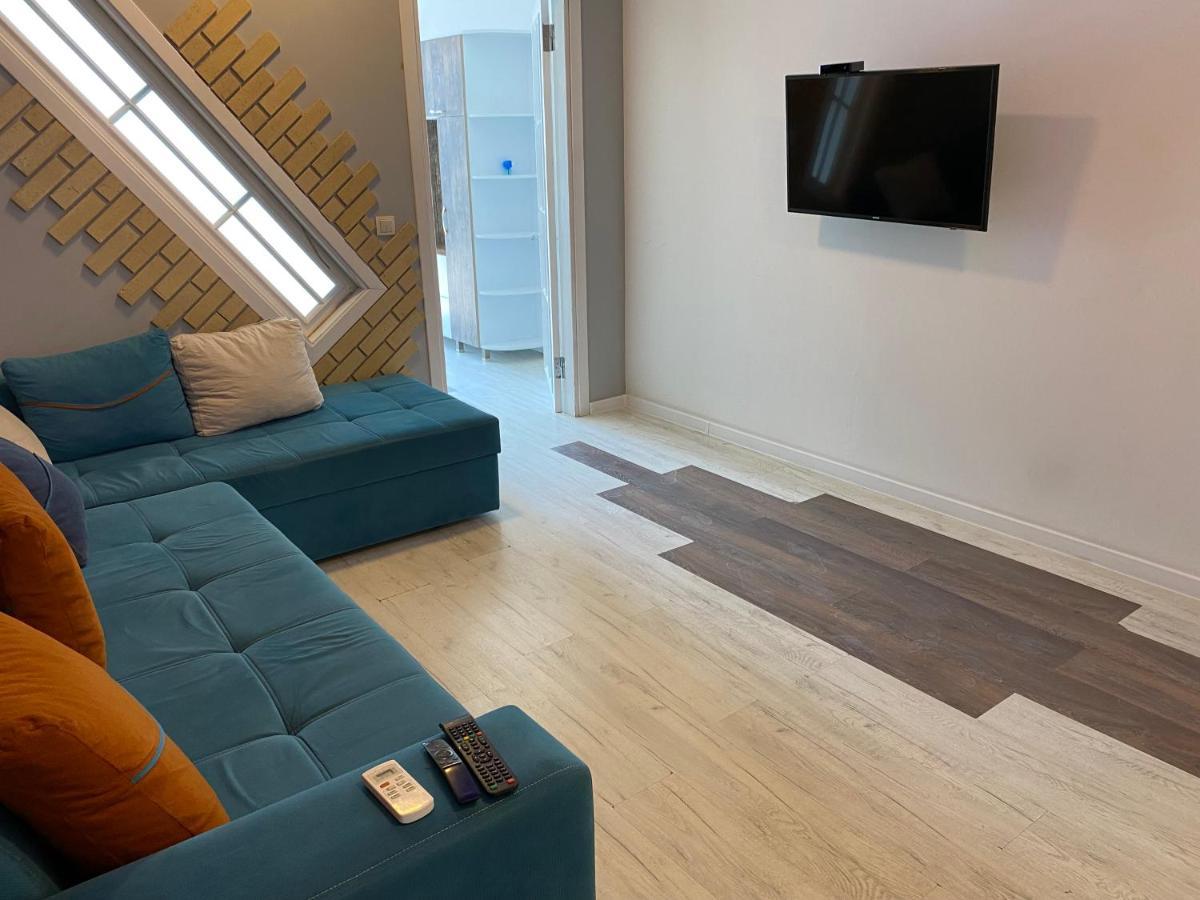 Apartment In Porta Batumi Tower エクステリア 写真