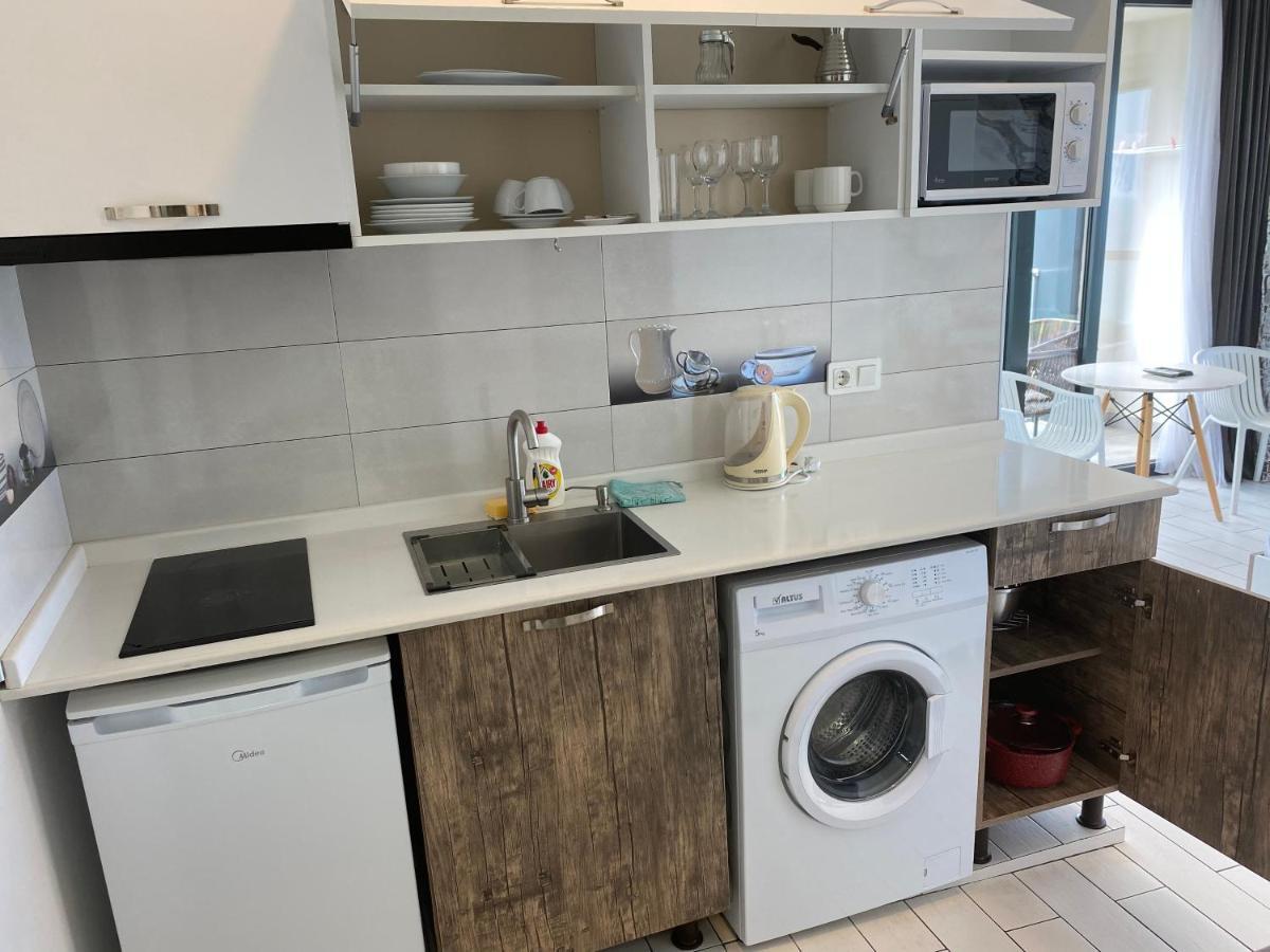 Apartment In Porta Batumi Tower エクステリア 写真