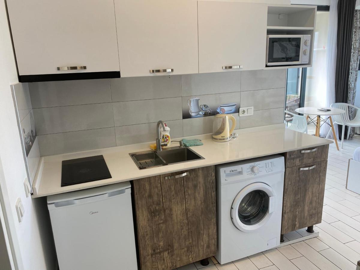 Apartment In Porta Batumi Tower エクステリア 写真