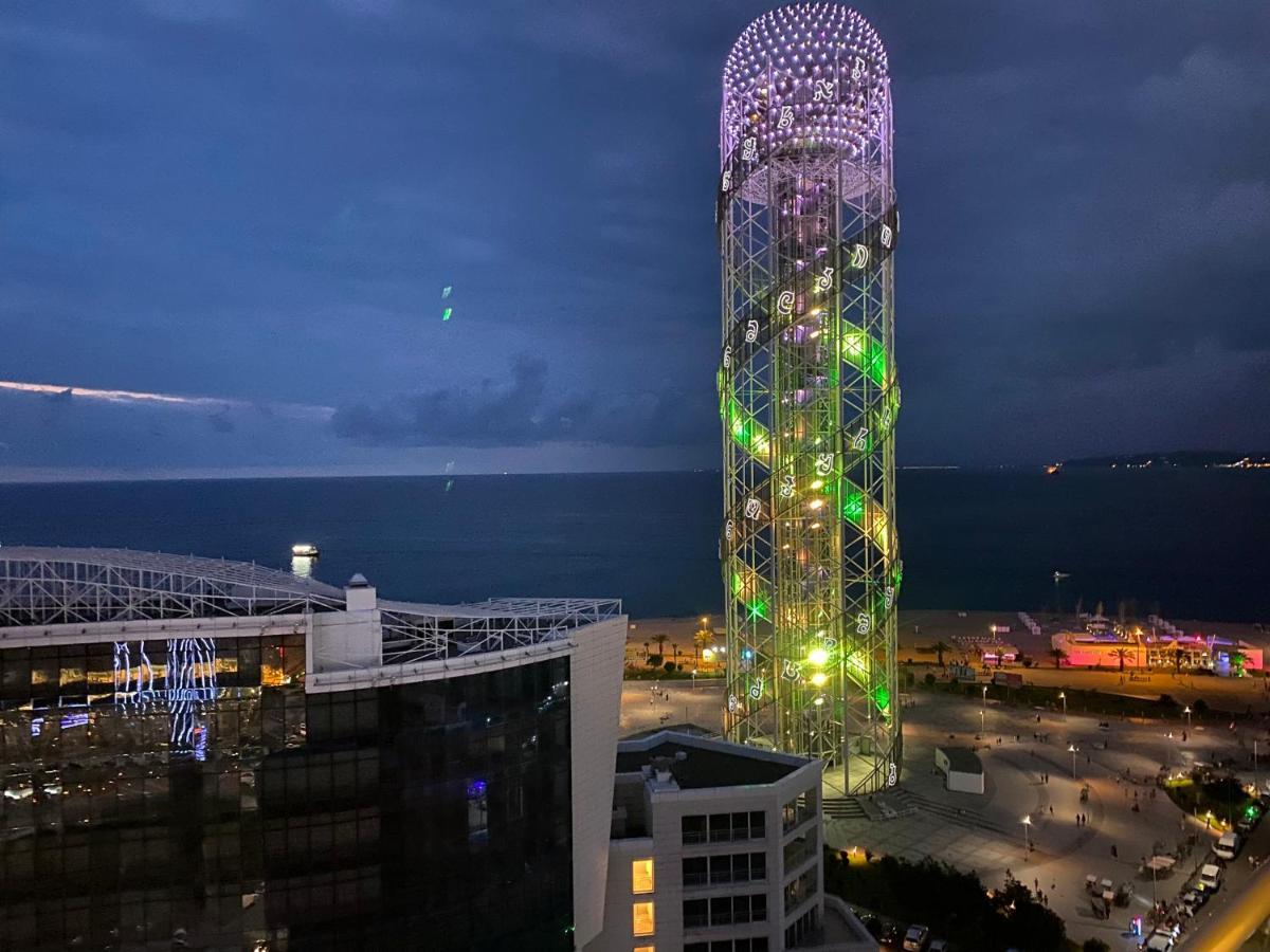 Apartment In Porta Batumi Tower エクステリア 写真