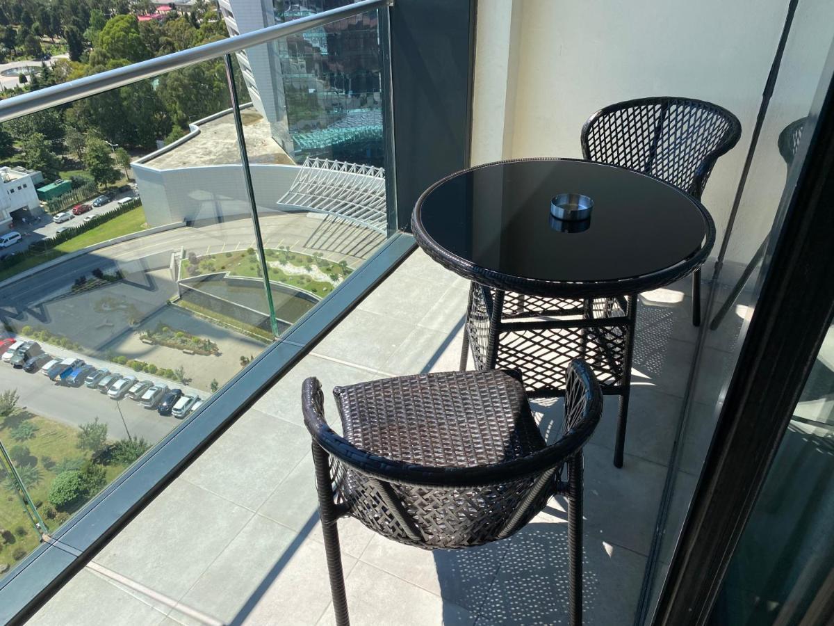Apartment In Porta Batumi Tower エクステリア 写真