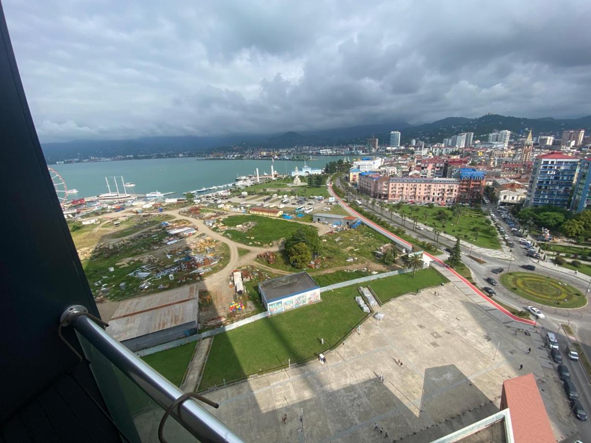 Apartment In Porta Batumi Tower エクステリア 写真