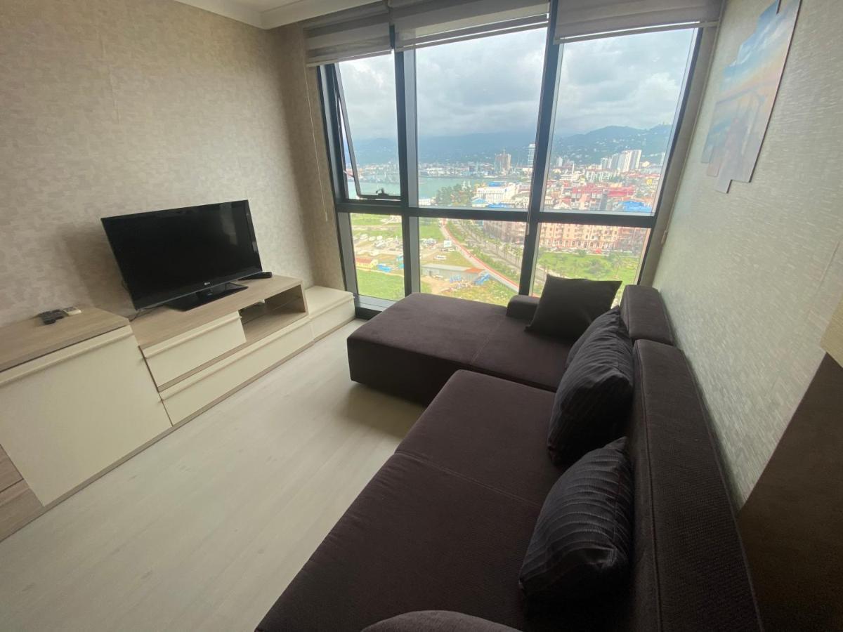 Apartment In Porta Batumi Tower エクステリア 写真