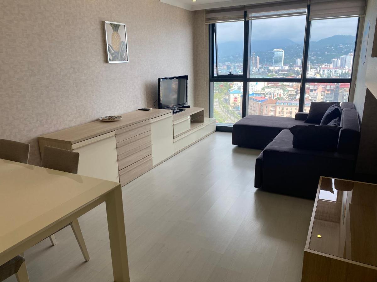 Apartment In Porta Batumi Tower エクステリア 写真