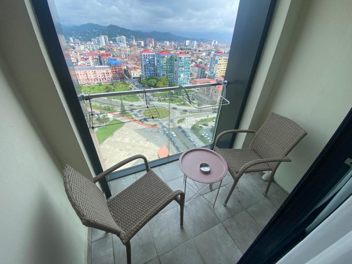 Apartment In Porta Batumi Tower エクステリア 写真