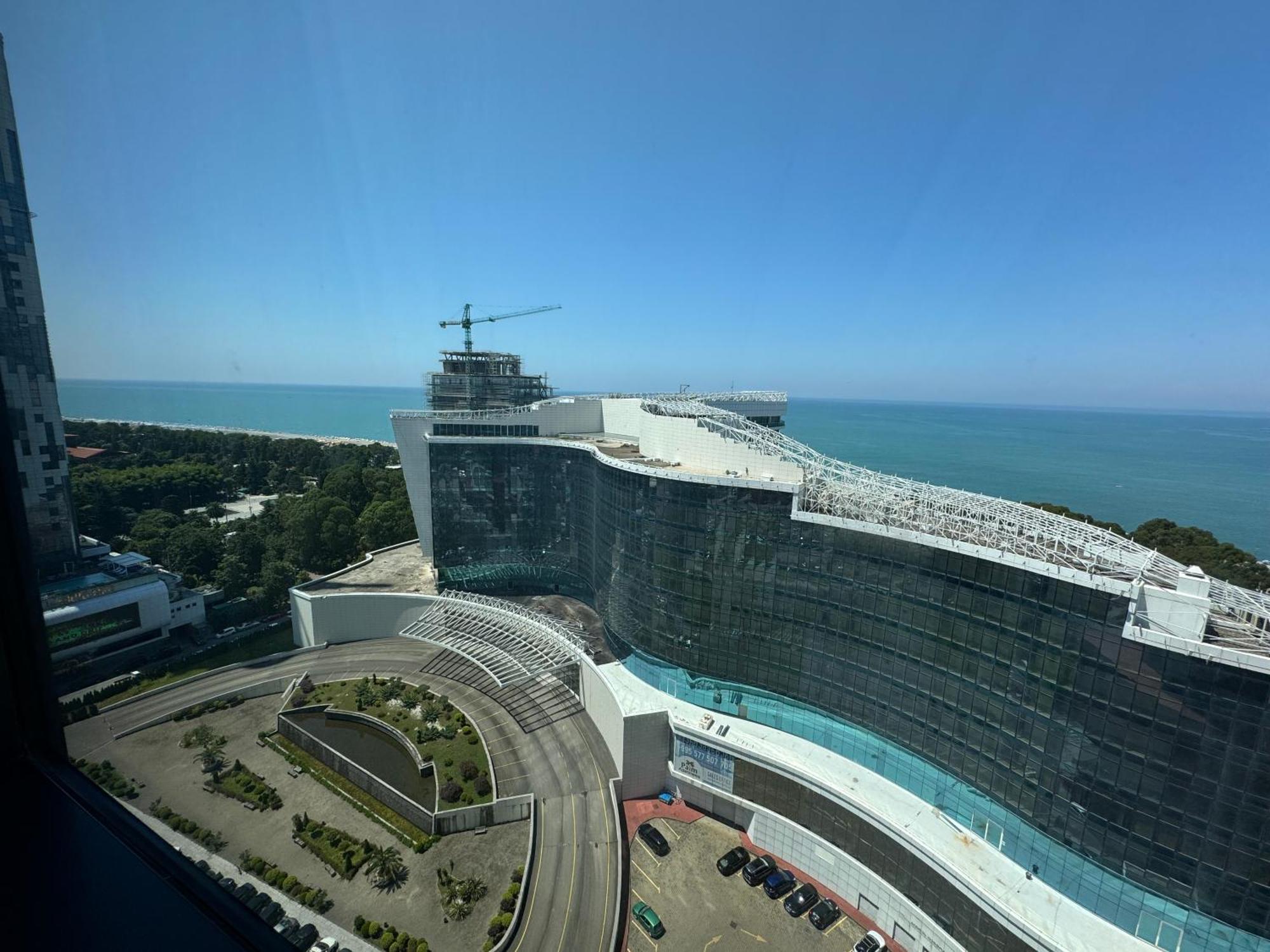 Apartment In Porta Batumi Tower エクステリア 写真