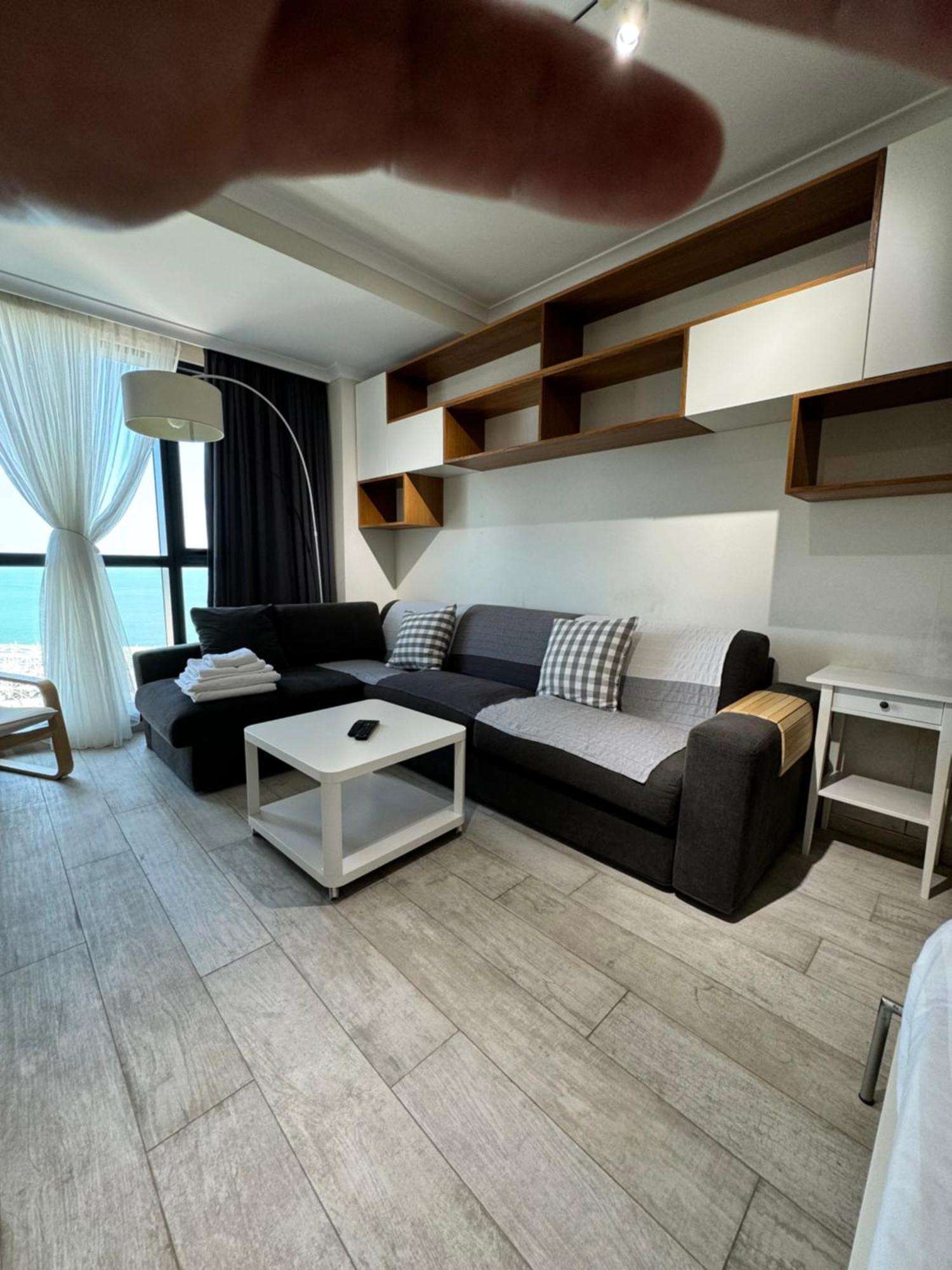 Apartment In Porta Batumi Tower エクステリア 写真